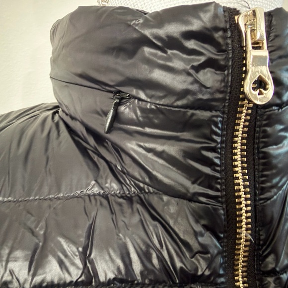 Kate Spade NWT Women's Black Puffer Jacket - packable - size XS - Picture 7 of 7